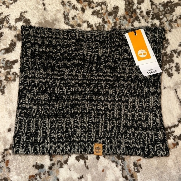 NWT Women's Chunky Fleck Neck Warmer Scarf - Picture 1 of 6